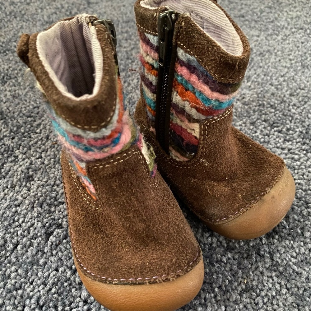 Brand new size 4W toddler girls’ Stride Rite boots